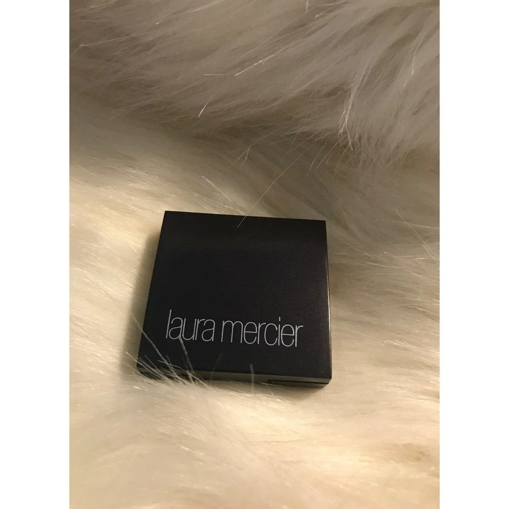 laura mercier Cheek Colour Rose Bloom